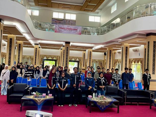 UKFF UNP Sambut 101 Calon Anggota dalam Temu Perdana Angkatan XV