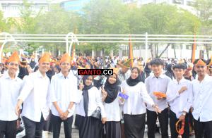 UNP Meraih Rekor MURI, 17.319 Civitas Akademika Basongket